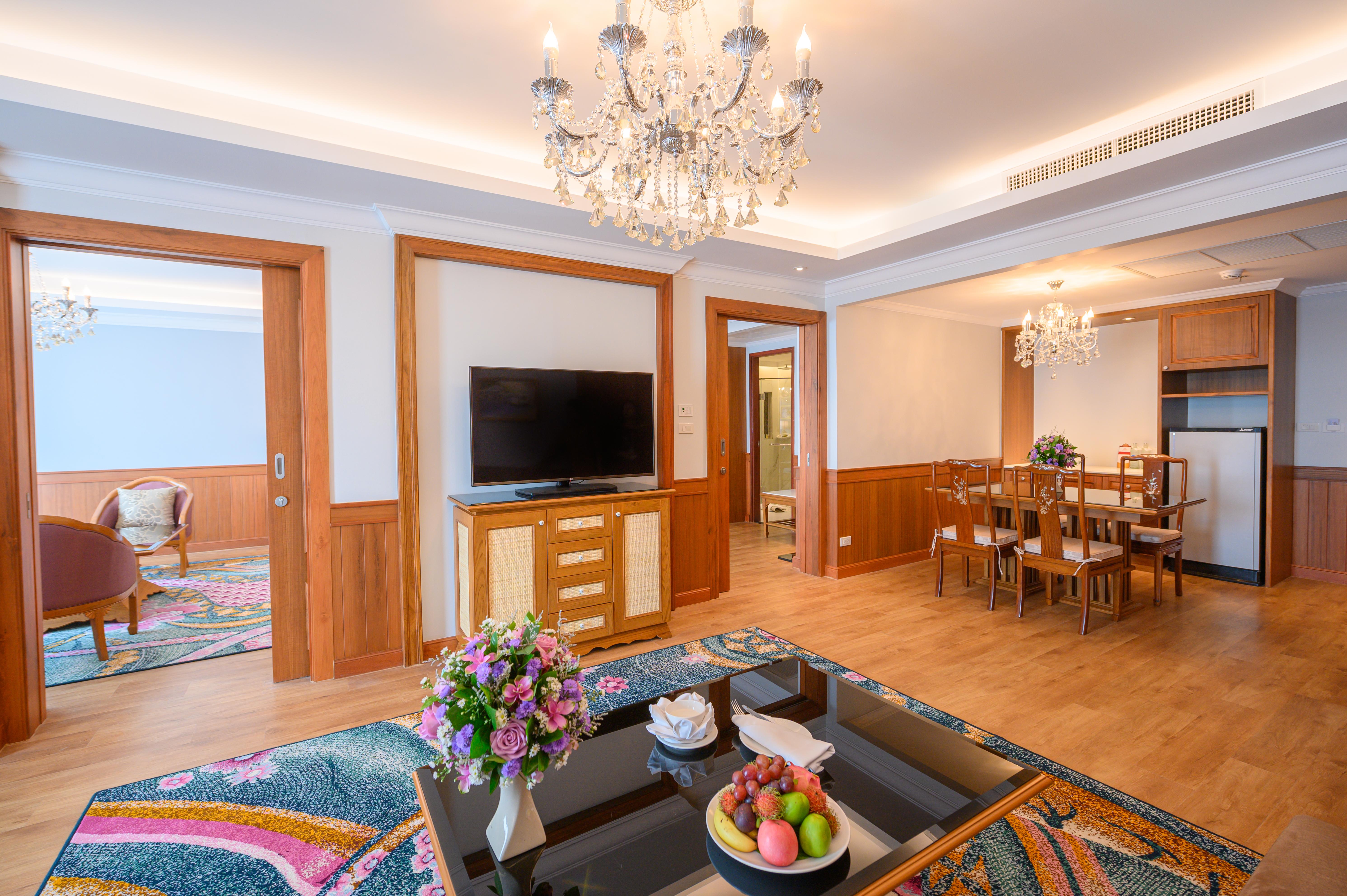 The Empress Premier Chiang Mai - Sha Extra Plus Exterior foto A suite at the hotel